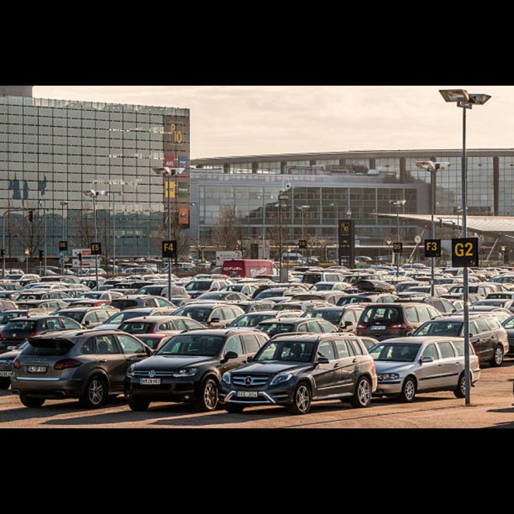 Best Deals for On-Site Parking at Luton Airport