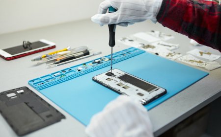 Your Ultimate Guide to Finding Top-Notch Cell Phone Screen Repair Near You That You Can Trust