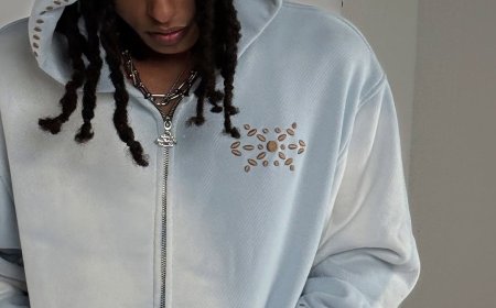 Two Paths to Personal Style Mastery