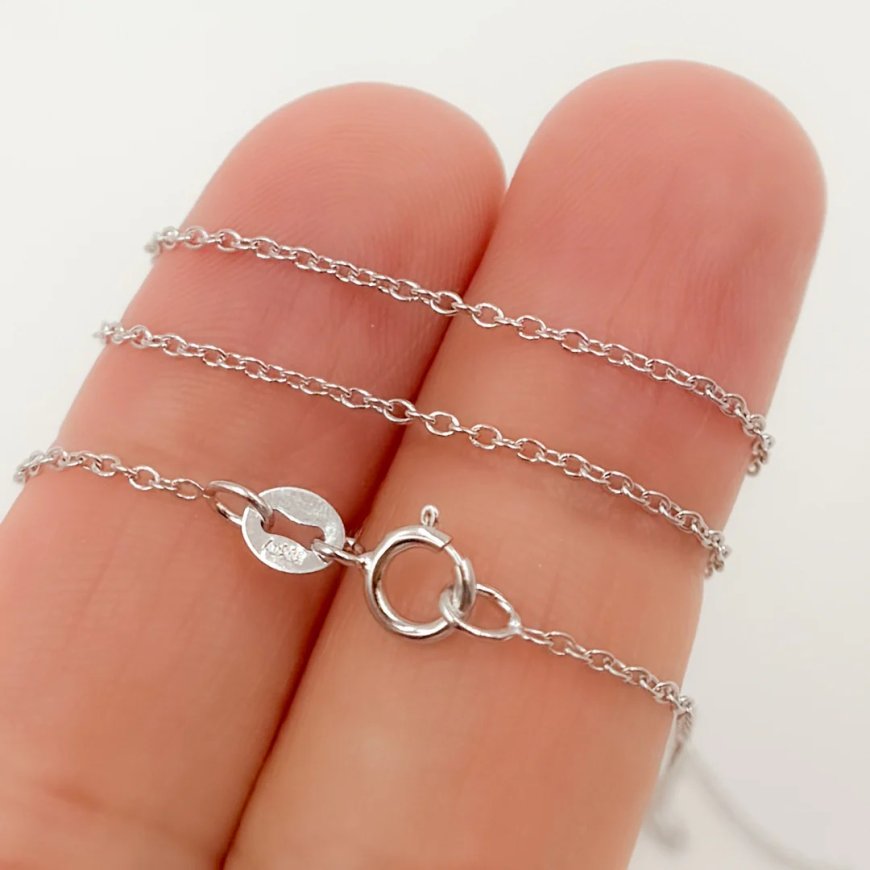 Why a 14K White Gold Chain Never Goes Out of Style