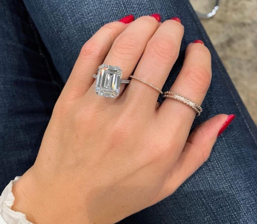 Sustainable lab grown emerald cut engagement rings
