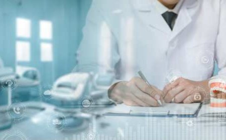 Why Most People Handle Dental Emergencies the Wrong Way