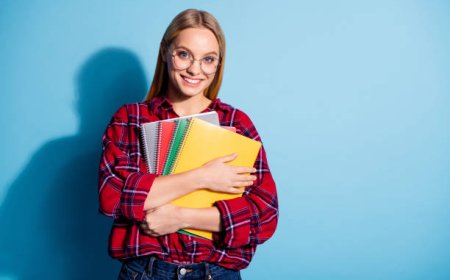 Why a Mass Communication Course in Delhi Is Perfect for Media Enthusiasts?