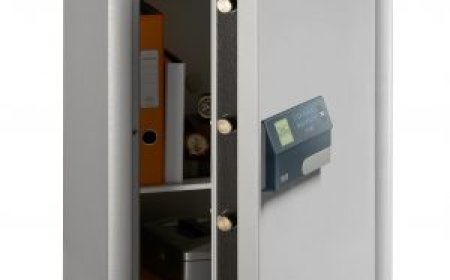 Can Biometric Safes Be Hacked? Security Risks Explained